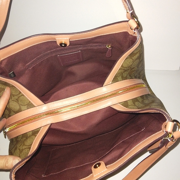 BRAND NEW~Spacious COACH Signature Canvas "KRISTY" 3 Section Shoulder/Satchel - Picture 8 of 16